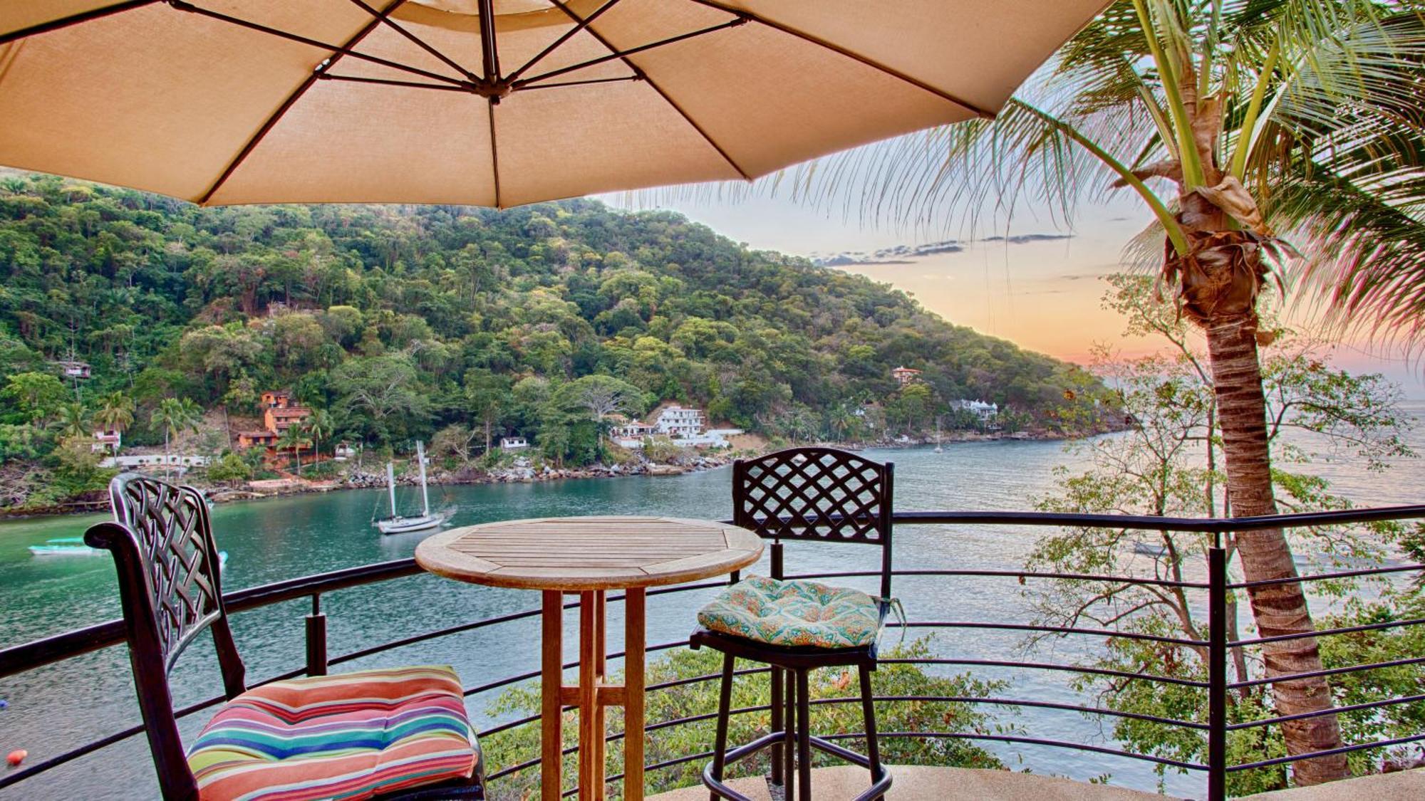 Boca De Tomatlan Ocean Frontage Boutique * Puerto Vallarta