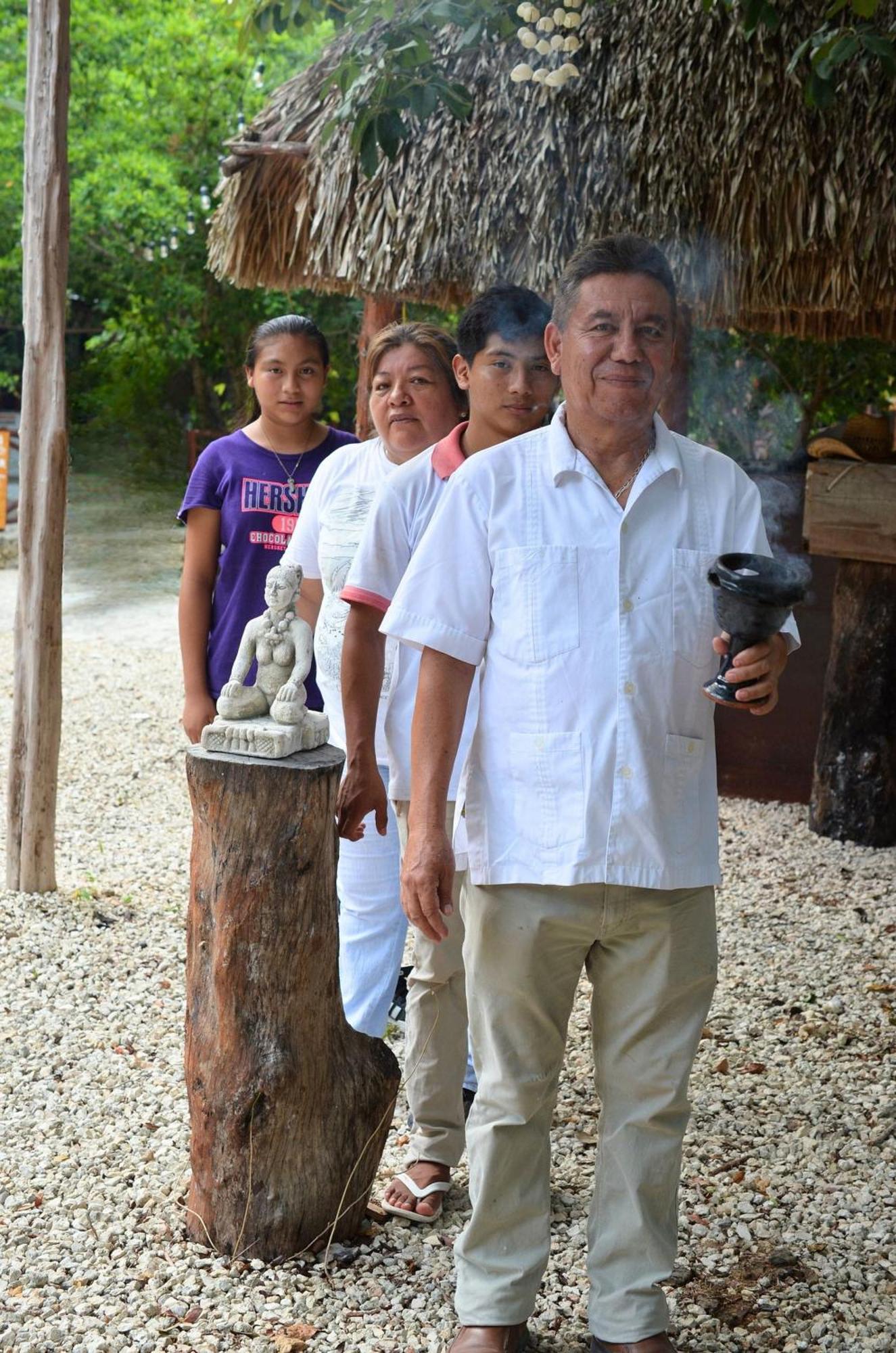 Hotel Kakao & Cenote Experience Coba