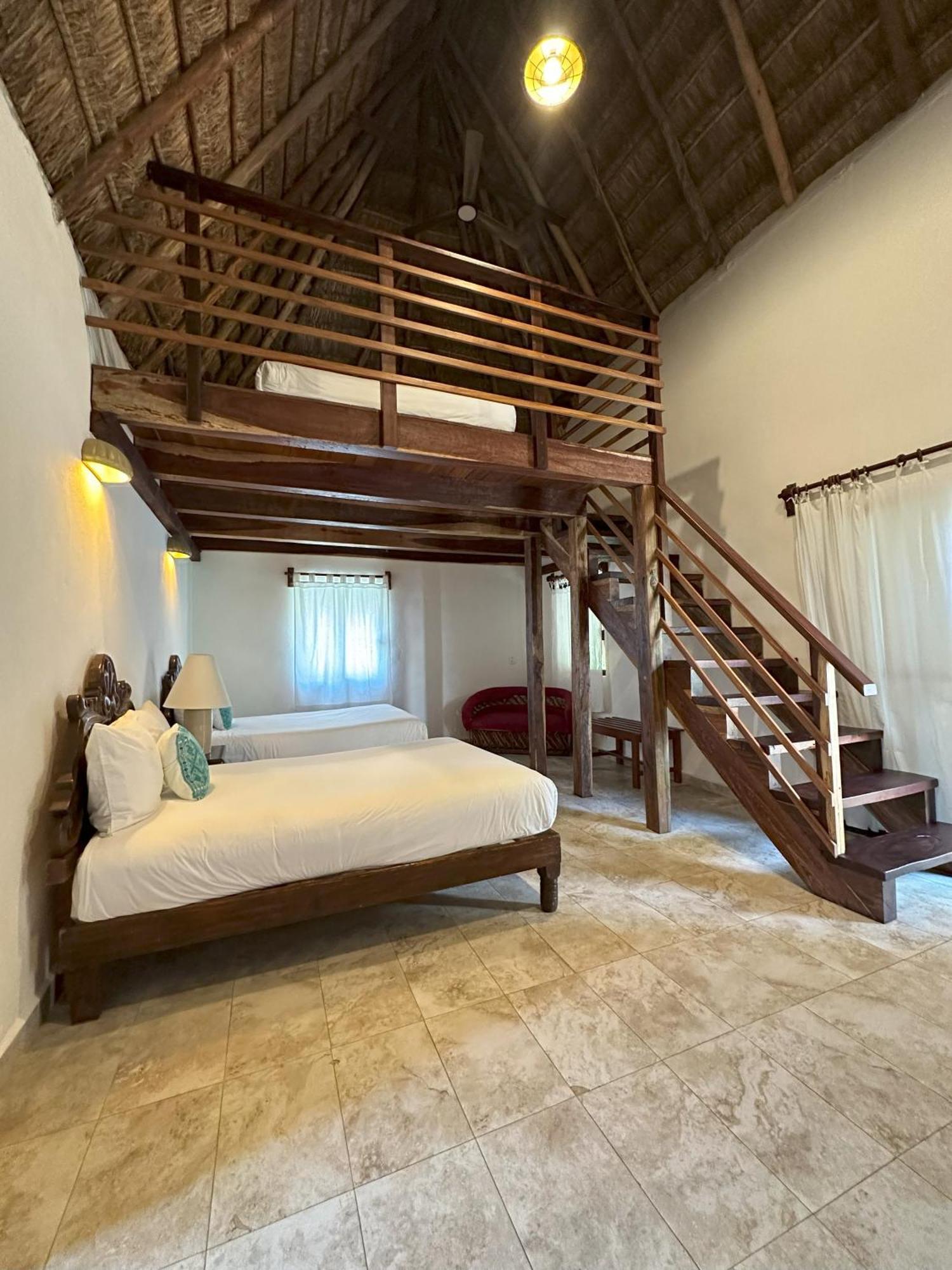 Hotel Na Balam 4*