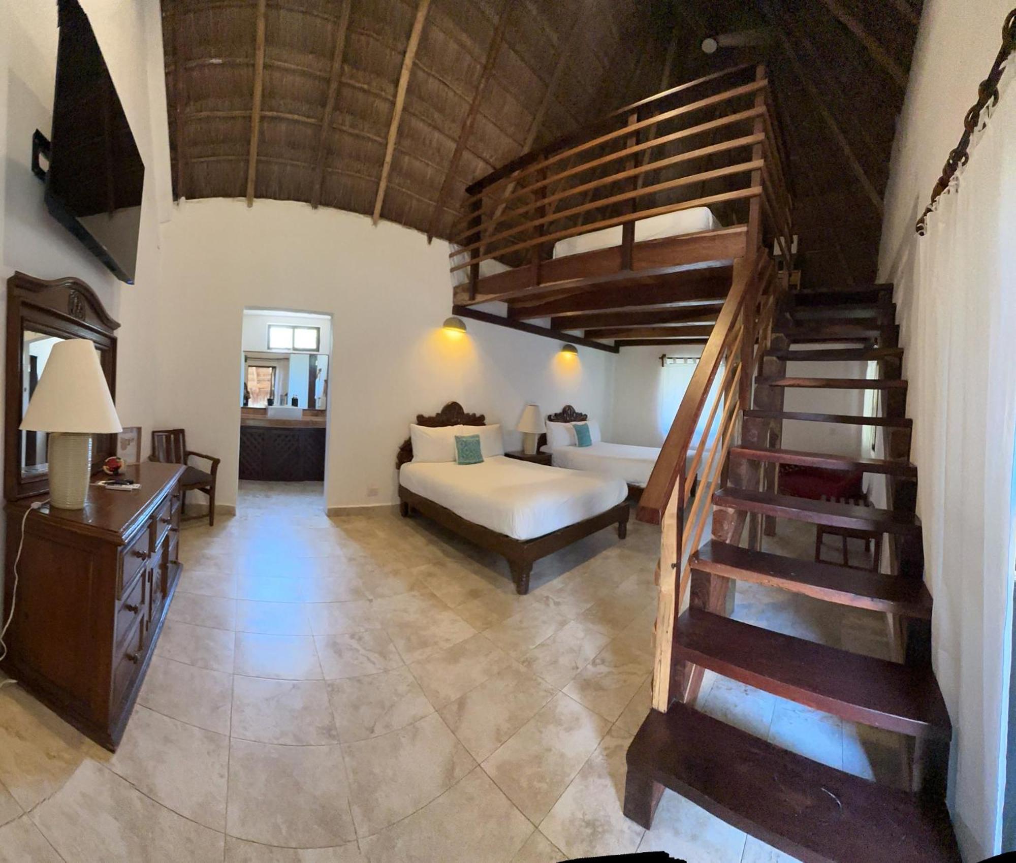 Na Balam Hotel Isla Mujeres