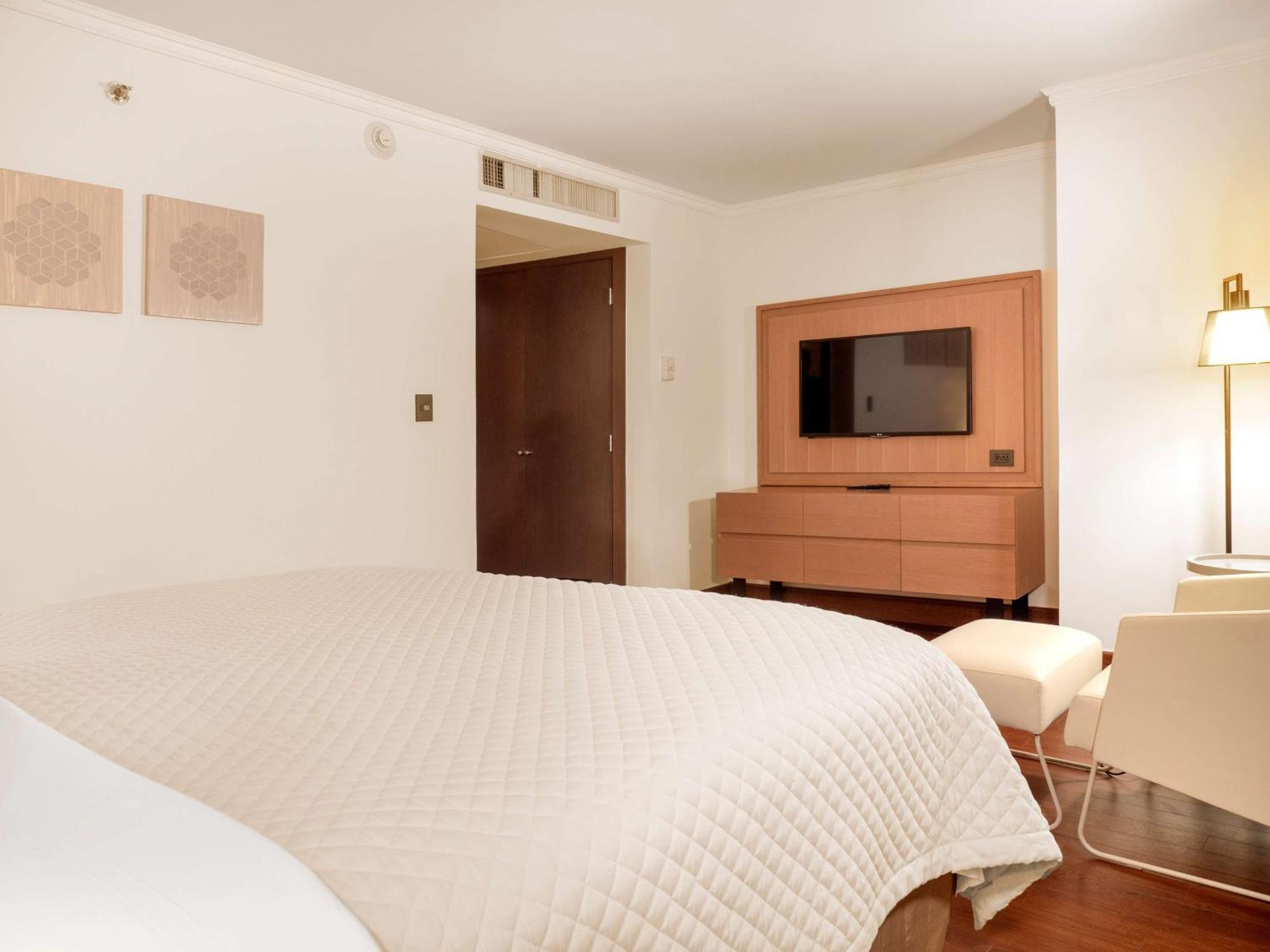 Ms Milenium Monterrey Curio Collection By Hilton 4* San Pedro Garza Garcia