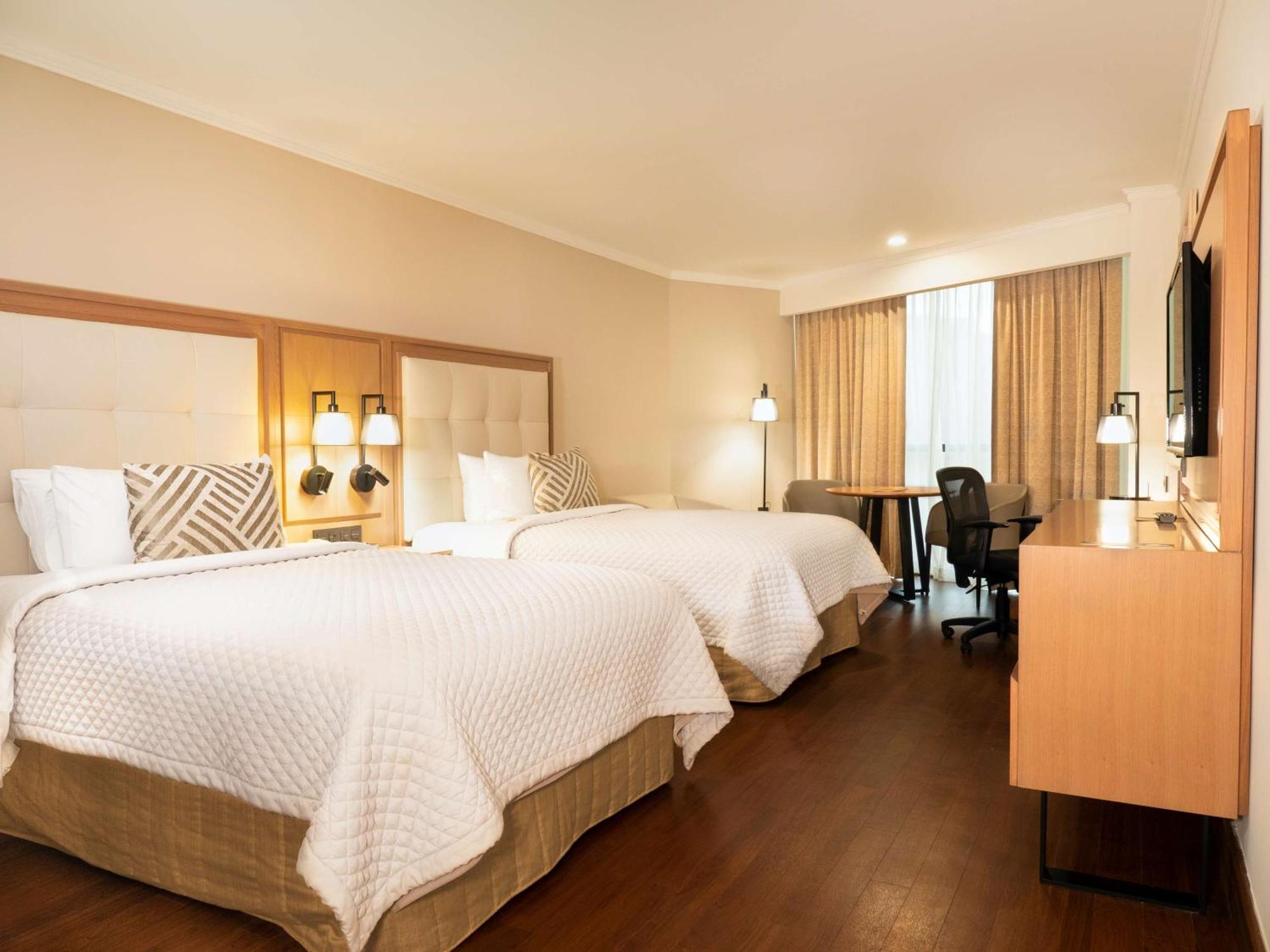 Ms Milenium Monterrey Curio Collection By Hilton