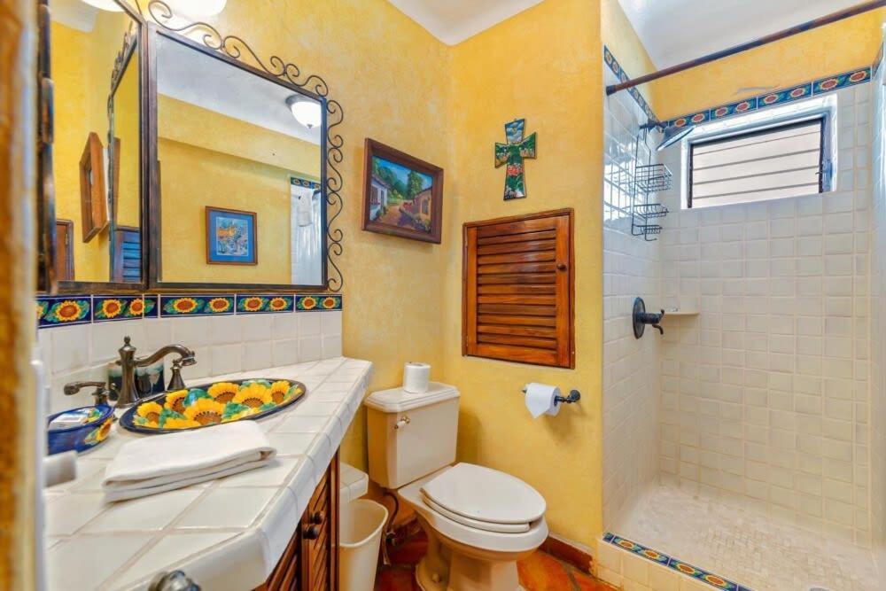 Ocean View 2br Condo-balcony-beach-pool * Puerto Vallarta