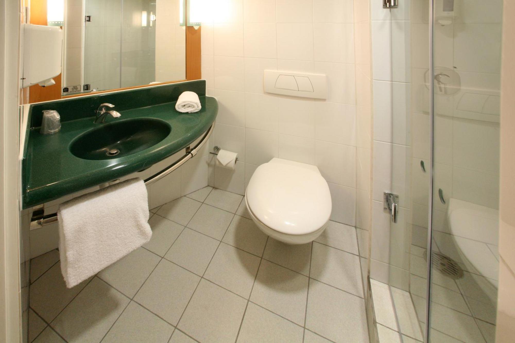 Ibis Monterrey Valle Hotel 3*