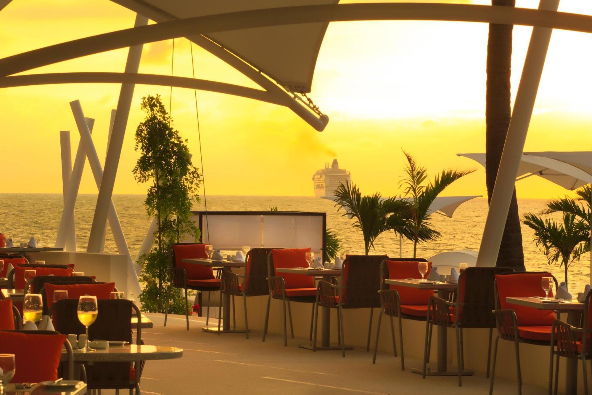 Resort The Hacienda At Krystal Grand (adults Only)