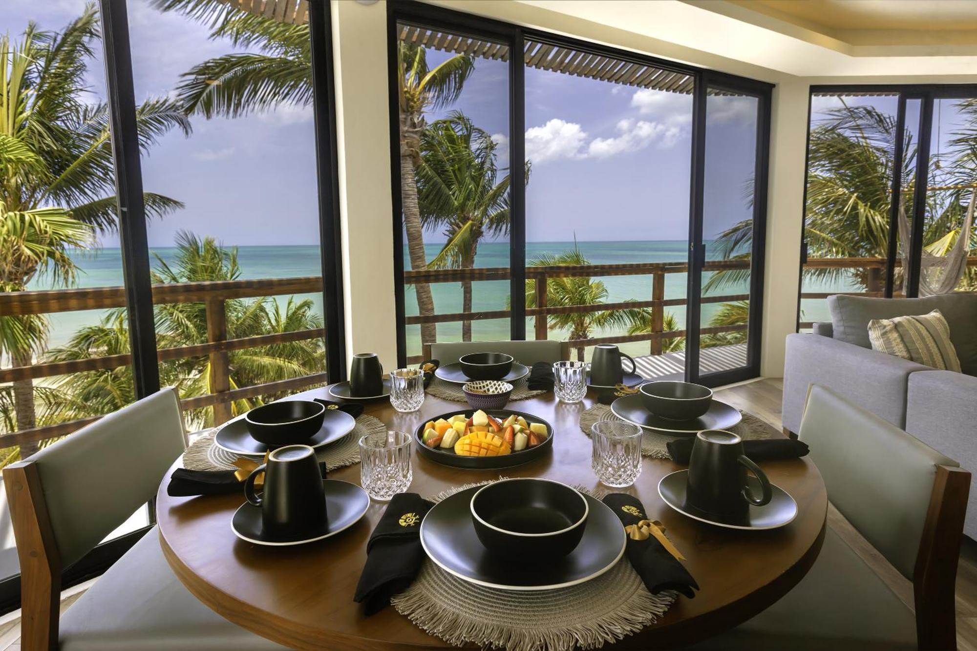 Hotel Beachfront La Palapa - Adults Only