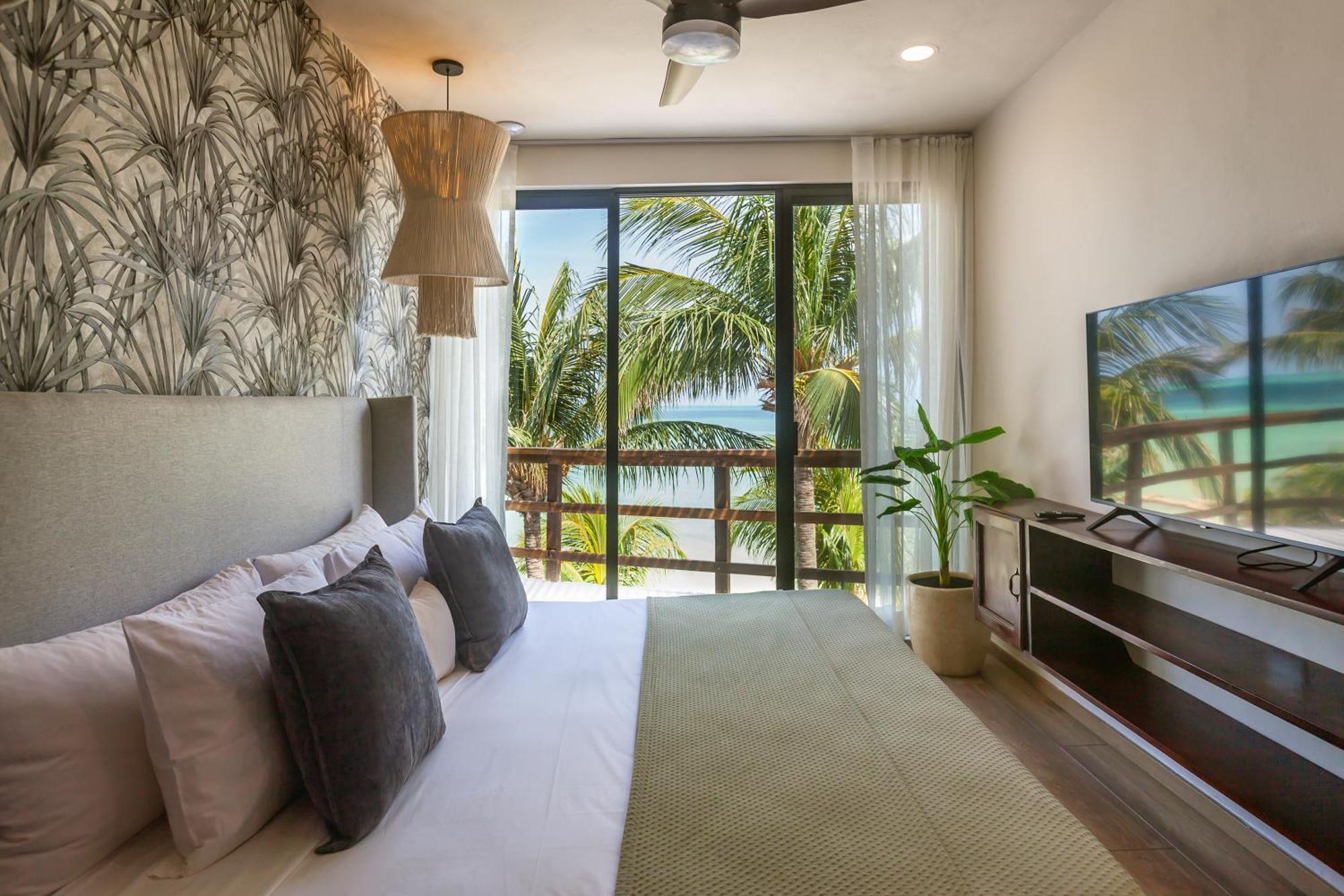 Beachfront La Palapa - Adults Only 3*