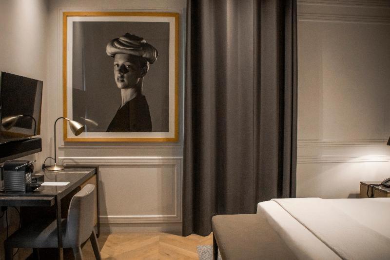 Brick - Small Luxury Of The World 5*
