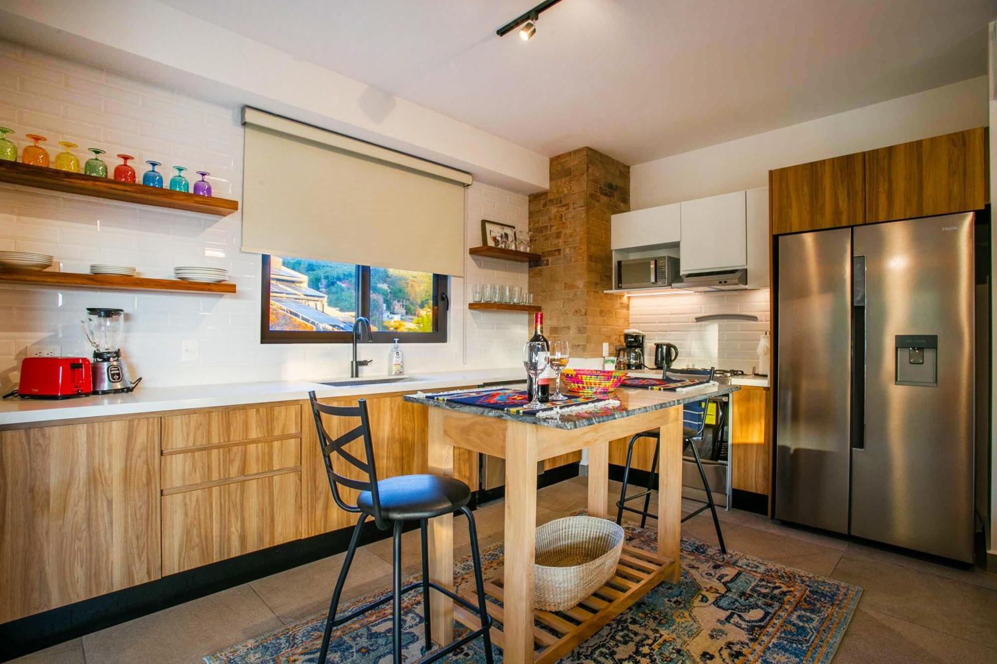 Casa Maya, 1 Bedroom Oasis In Romantic Zone Holiday home *