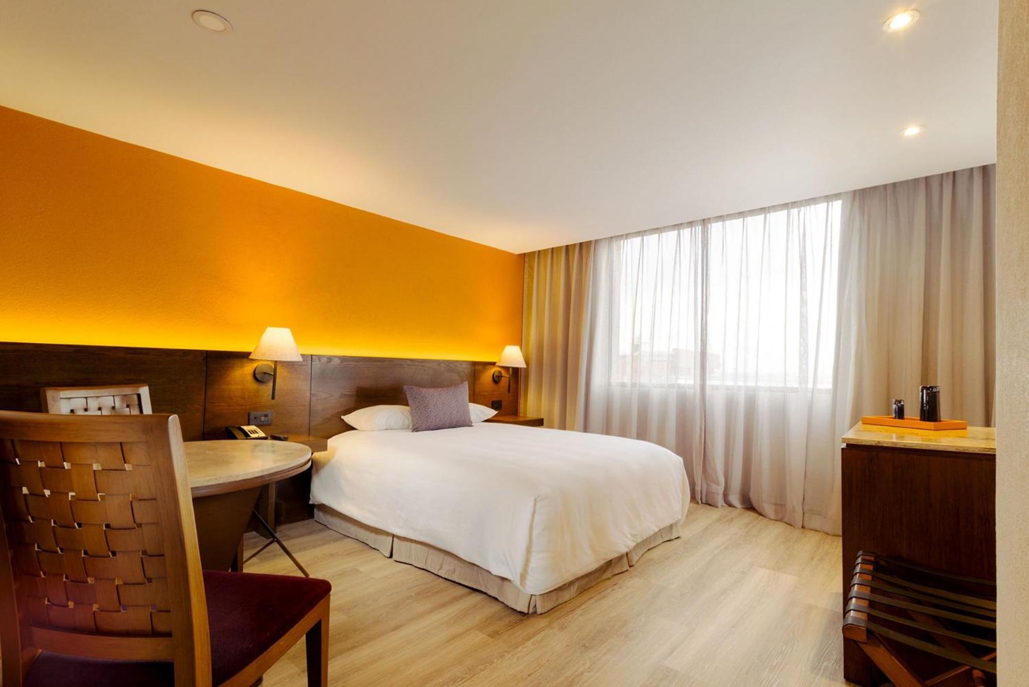 Hotel Camino Real Aeropuerto