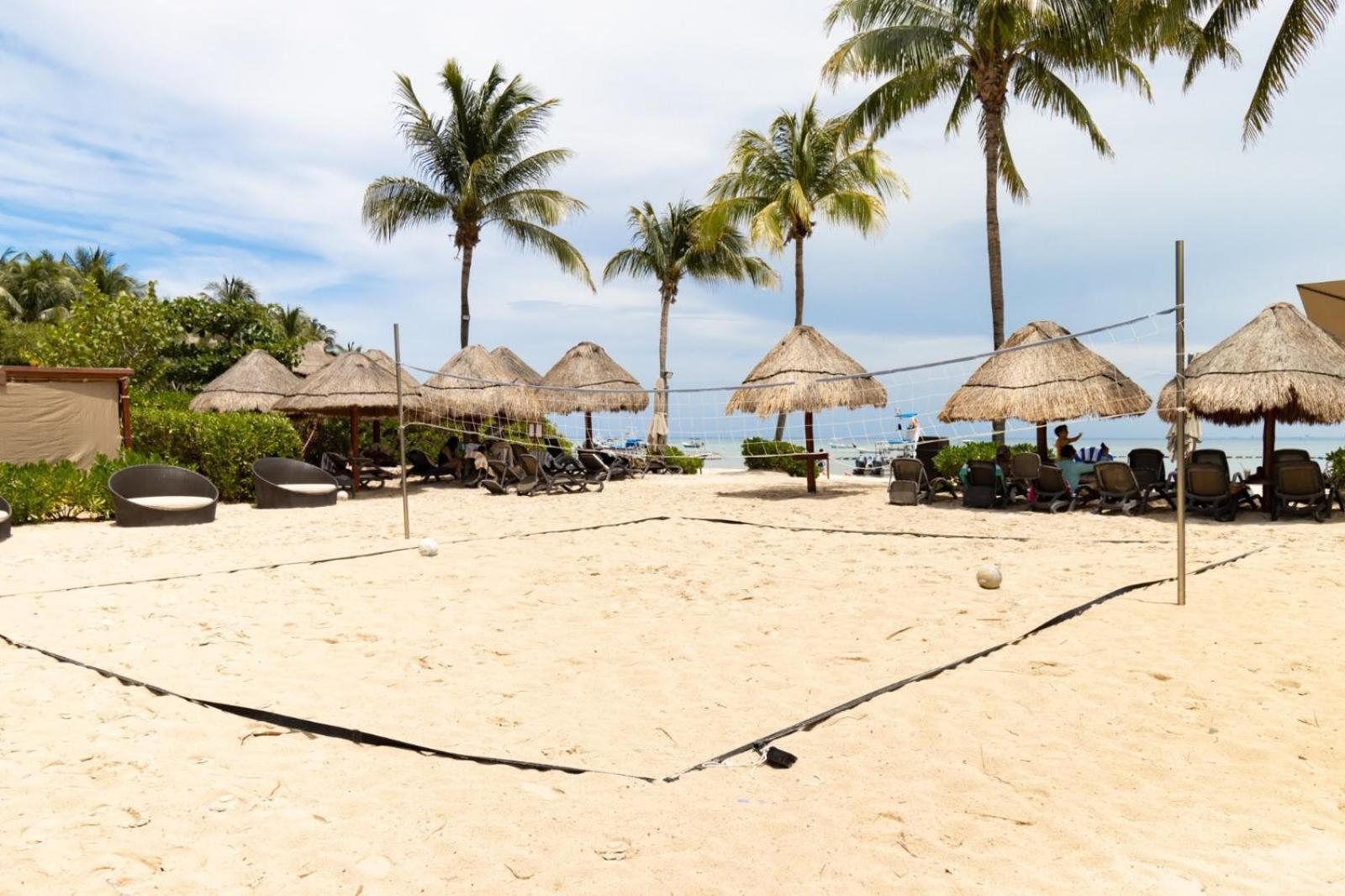 The Elements Oceanfront & Beachside 4* Playa del Carmen