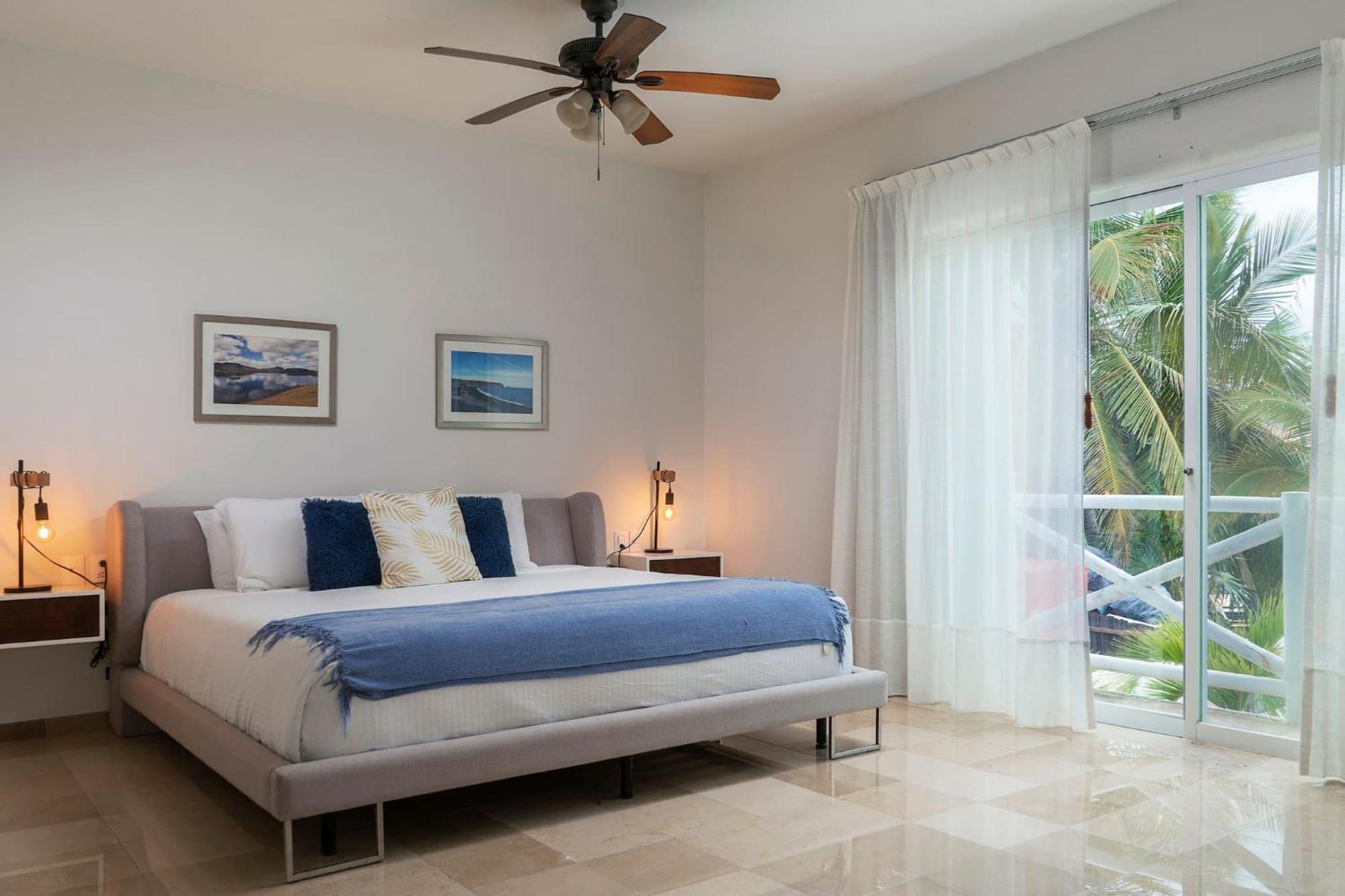Ocean Front Condominium Holiday home Puerto Aventuras