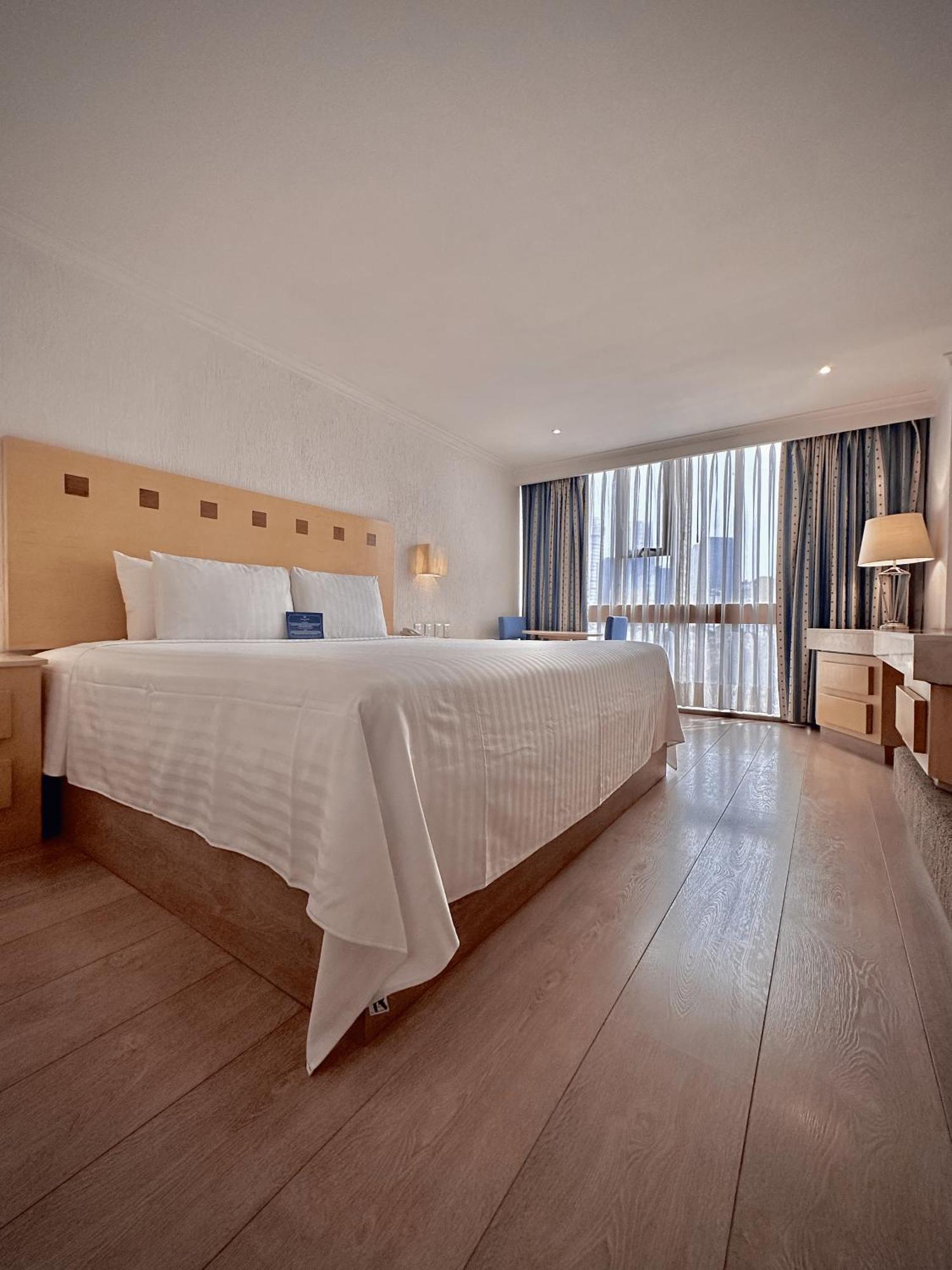 Stella Maris Hotel Mexico City