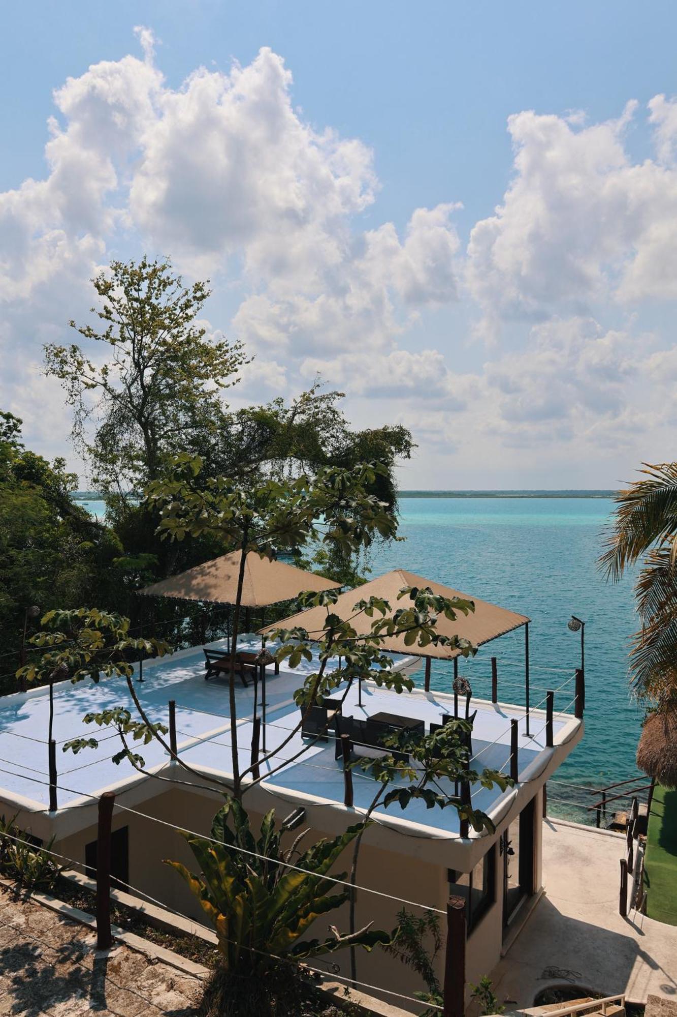 Tucan Lagoon Front Lodge *