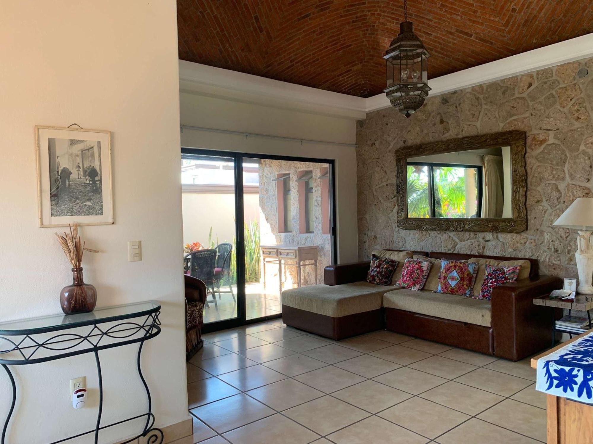 Tikal- Charming 2 Bedroom Wpool