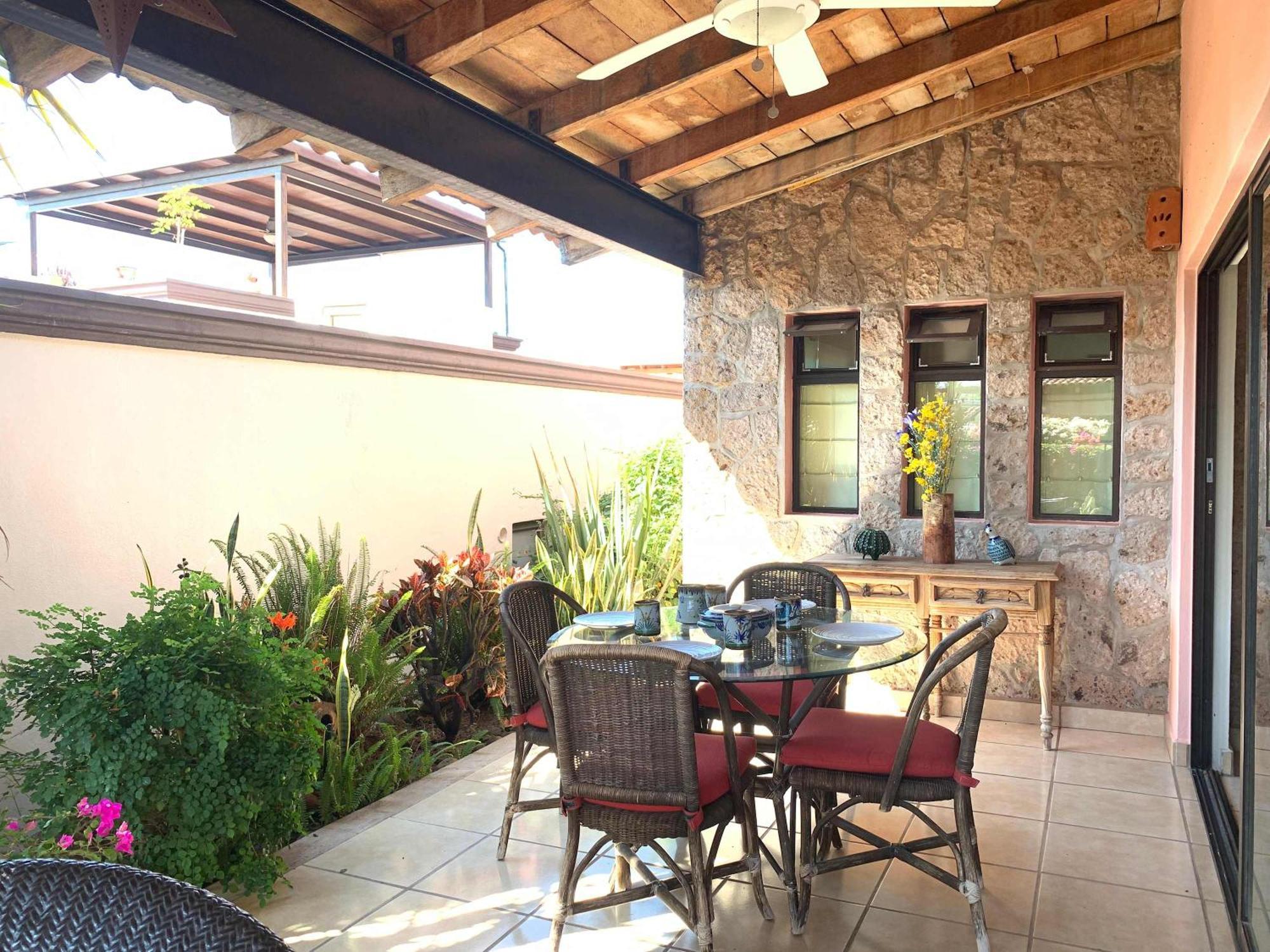 Tikal- Charming 2 Bedroom Wpool Villa