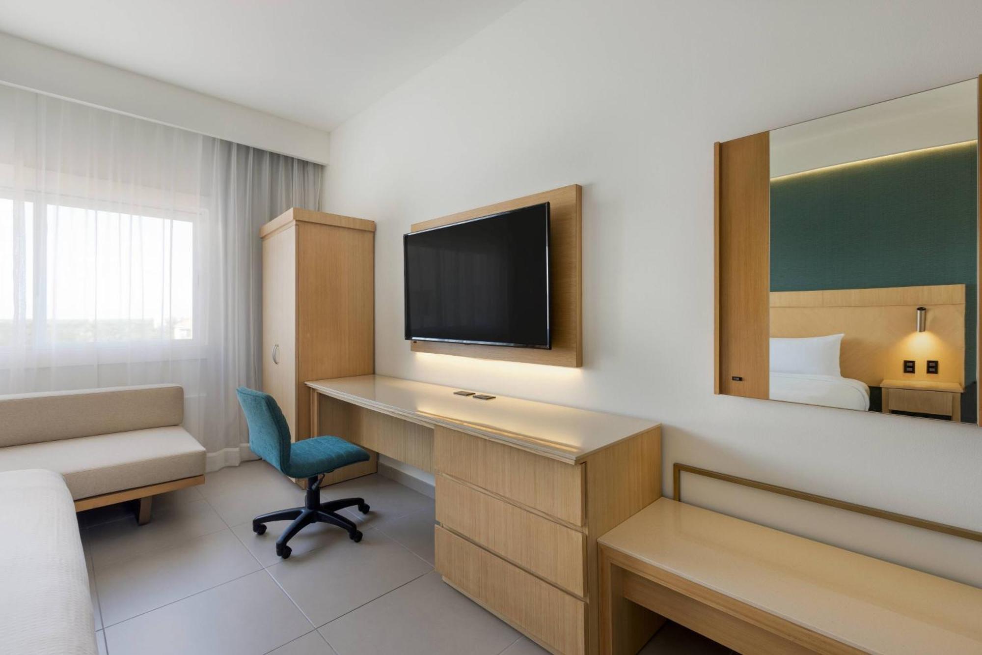 Courtyard By Marriott Cancun Airport 4* Alfredo V. Bonfil