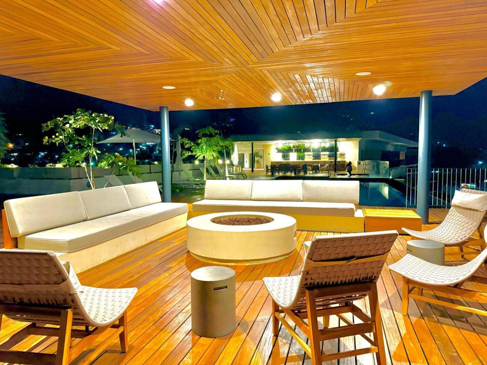 Casa Maya, 1 Bedroom Oasis In Romantic Zone Holiday home