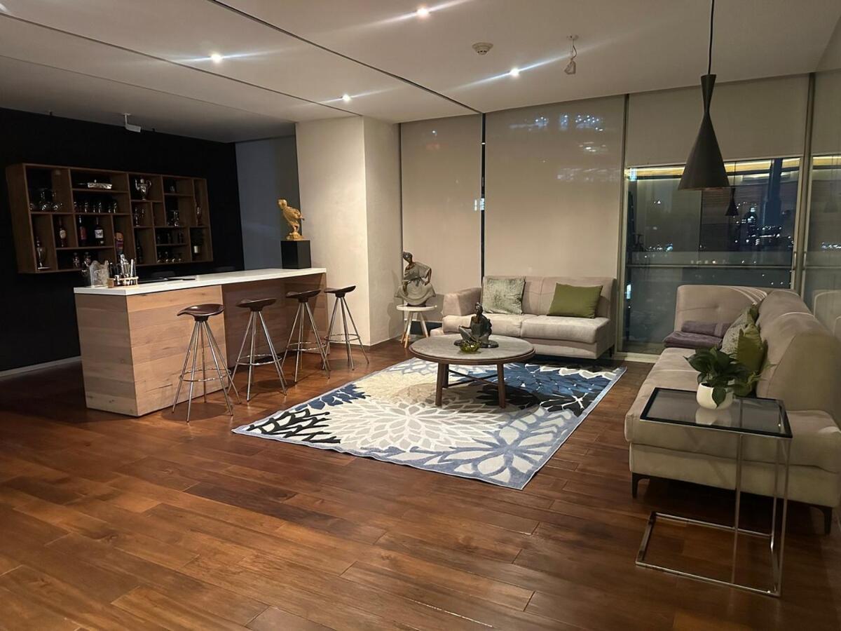 Luxurious And Exotic In Reforma 222