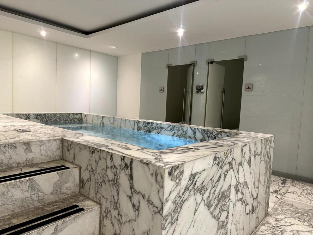 Luxurious And Exotic In Reforma 222 * Mexico City