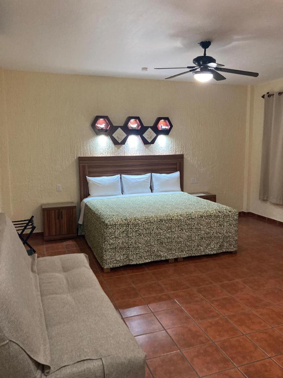 Casa De Palomas 3*