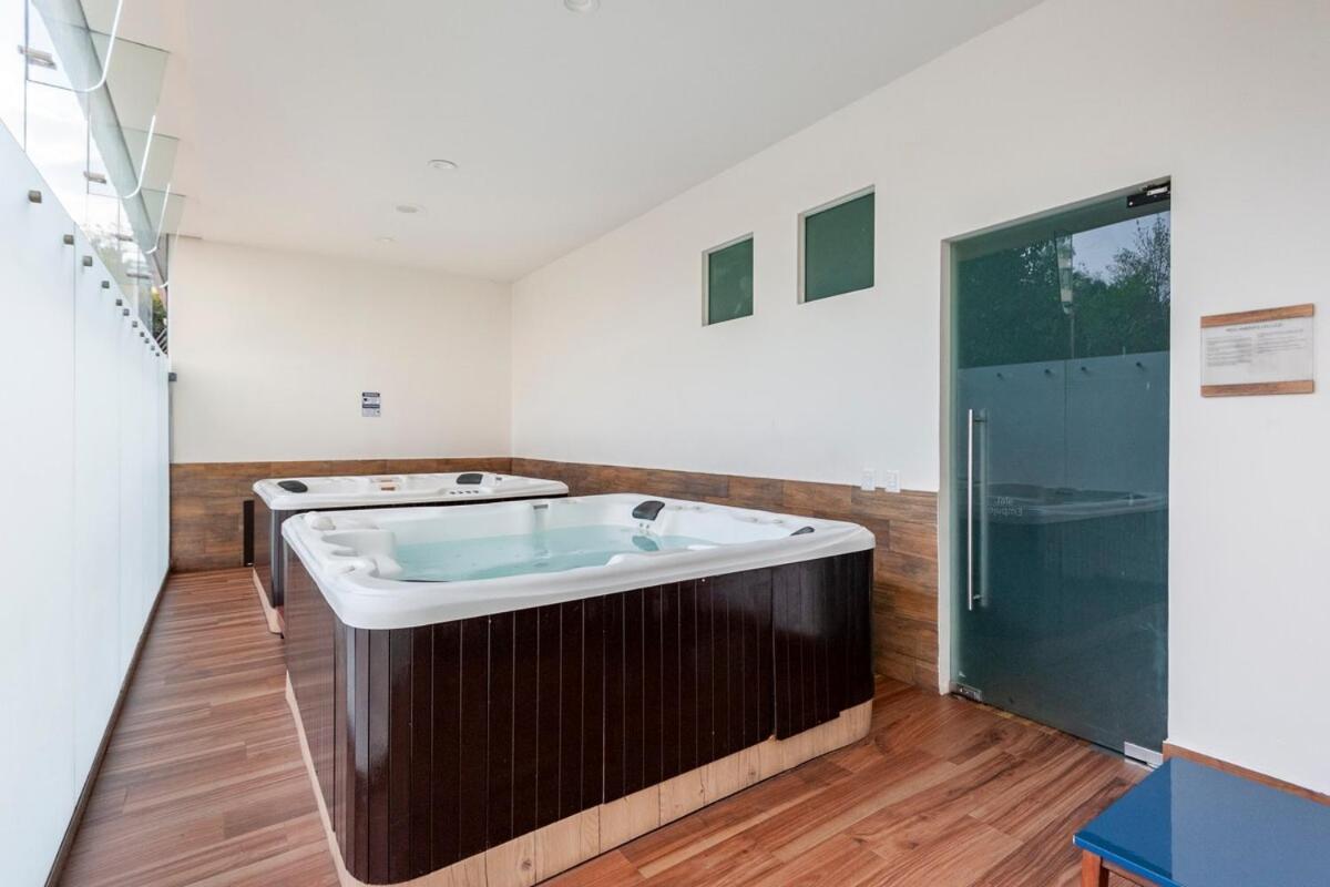 Luxury With Amazing Pool, Gym, Sauna, Wifi * Mexico City