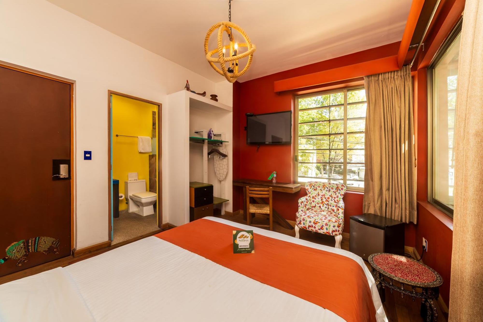 Collection O Casa Anzures Thematic, Mexico City Hotel