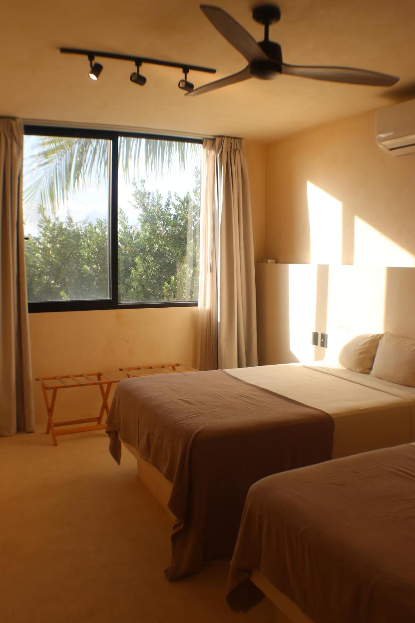 Hotel Casa Hood By The Sea *