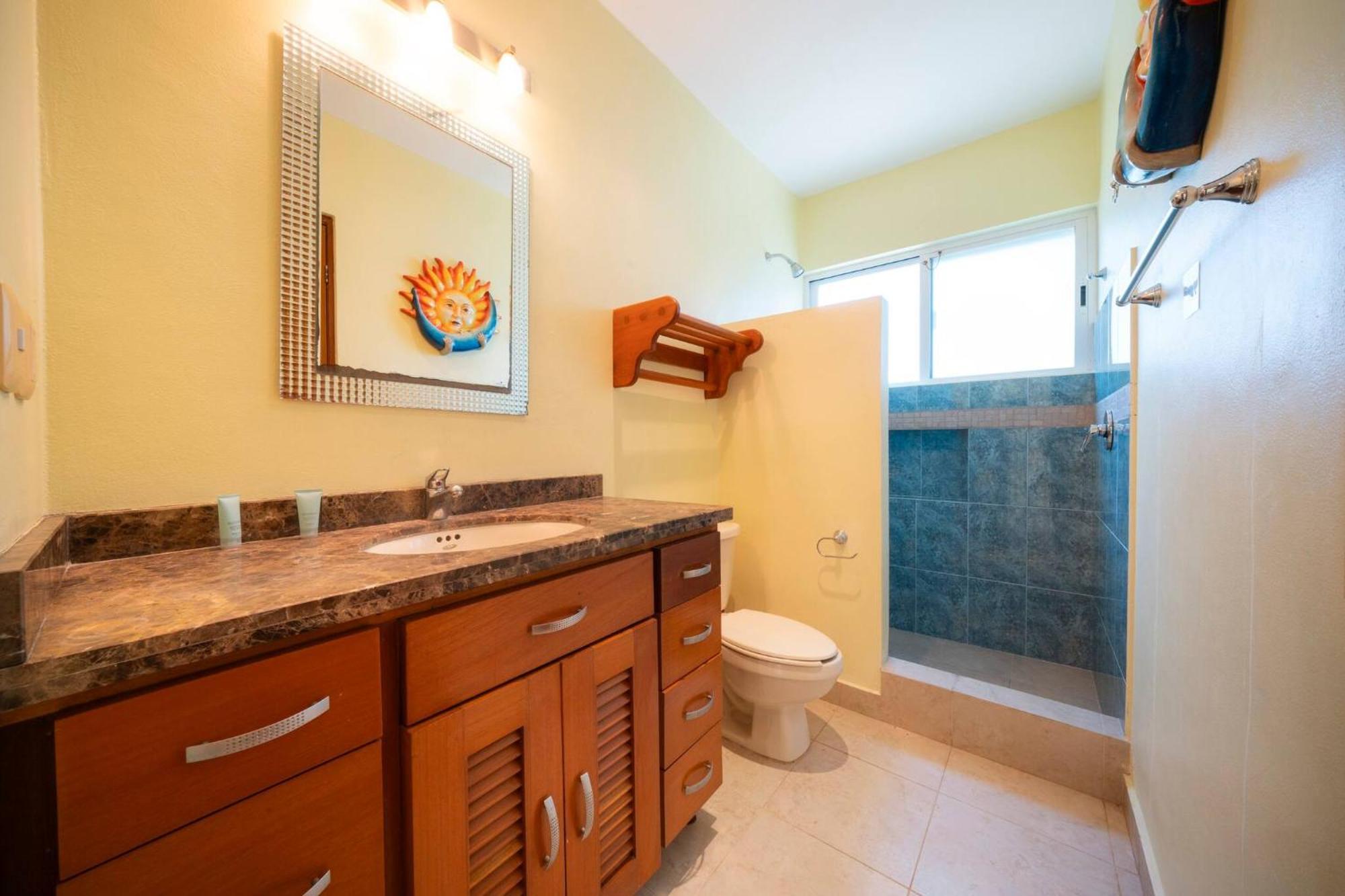 With 4 Bedrooms - Spacious Oceanview With Private Pool At Playacar Phase I Pura Vida Villa