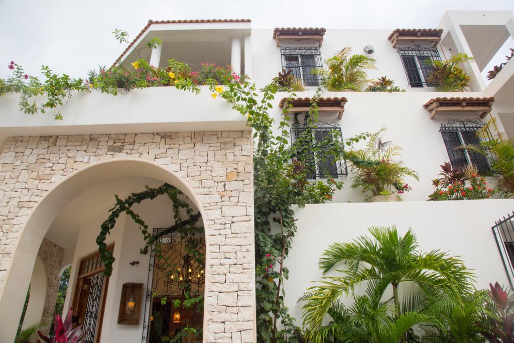 Livetulum Aparthotel