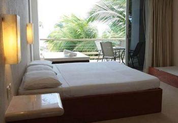 Hotel Mishol Hotel & Beach Club 4*
