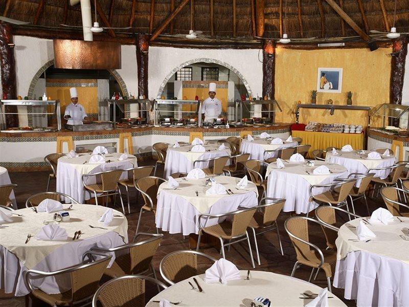 Real Playa Del Carmen & Beach Club Hotel