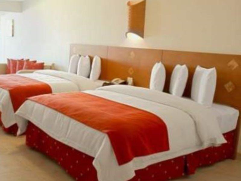 Hotel Club Carrousel 3*
