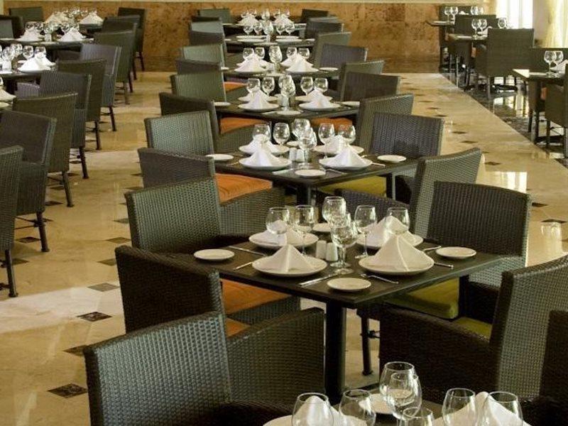 Courtyard By Marriott Cancun Airport