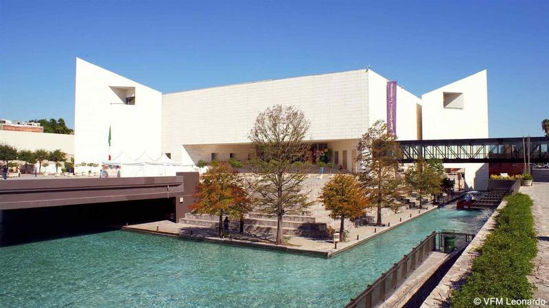 Ibis Monterrey Valle 3*