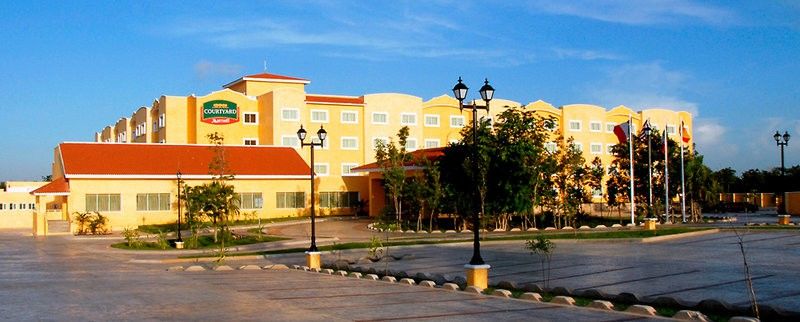 Courtyard By Marriott Cancun Airport Hotel 4*
