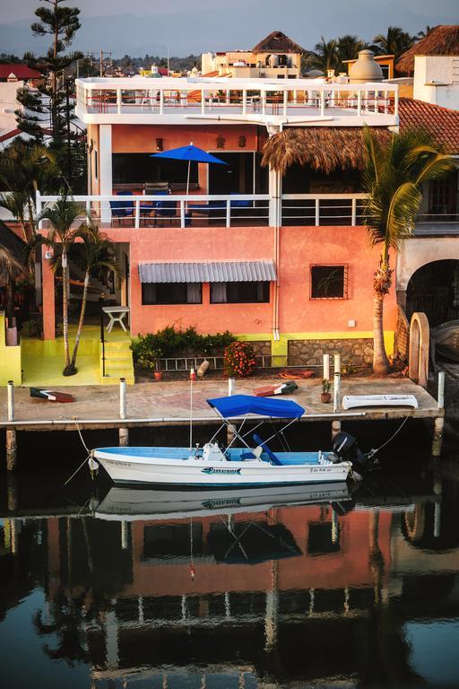 Santa Barbara * Barra de Navidad