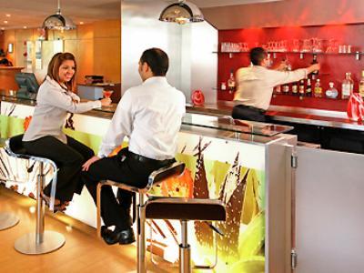 Ibis Monterrey Valle Hotel 3*