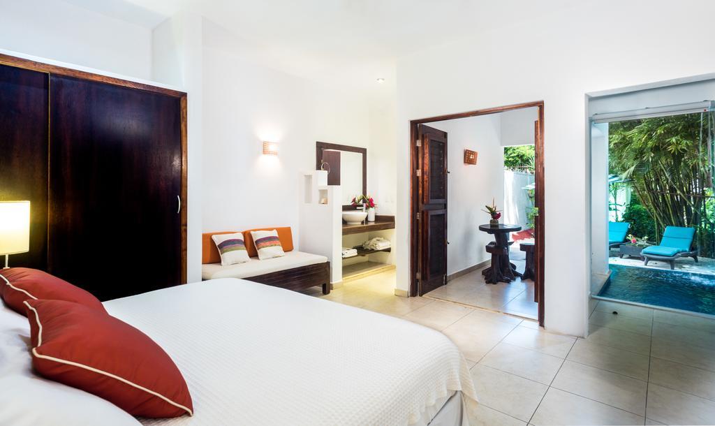 Aparthotel El Encanto