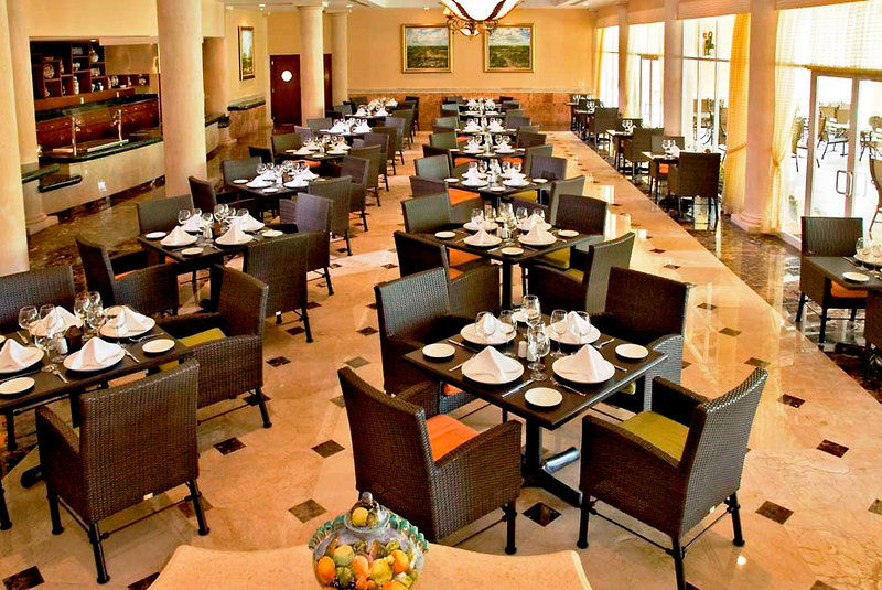 Courtyard By Marriott Cancun Airport Hotel