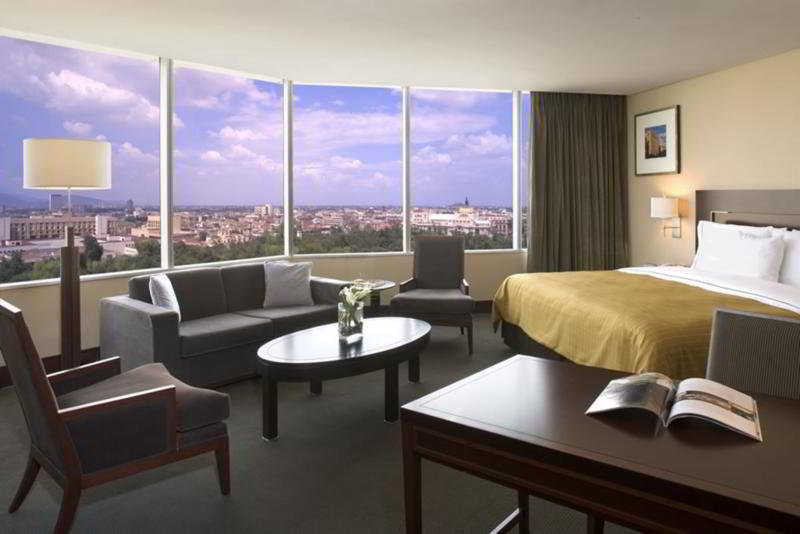 Hilton Reforma 4* Mexico City