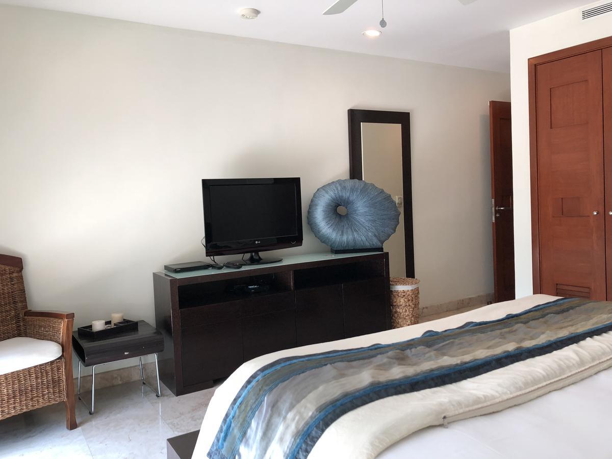 B Pichilingue Esmeralda Apt & Beach Club Apartment *