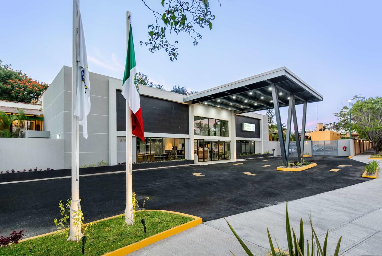 Wyndham Garden Guadalajara Expo Plaza Del Sol Hotel 3*