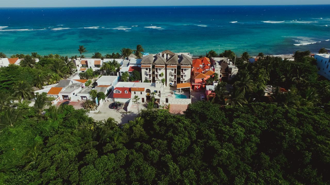 Aquatech Derosa Akumal