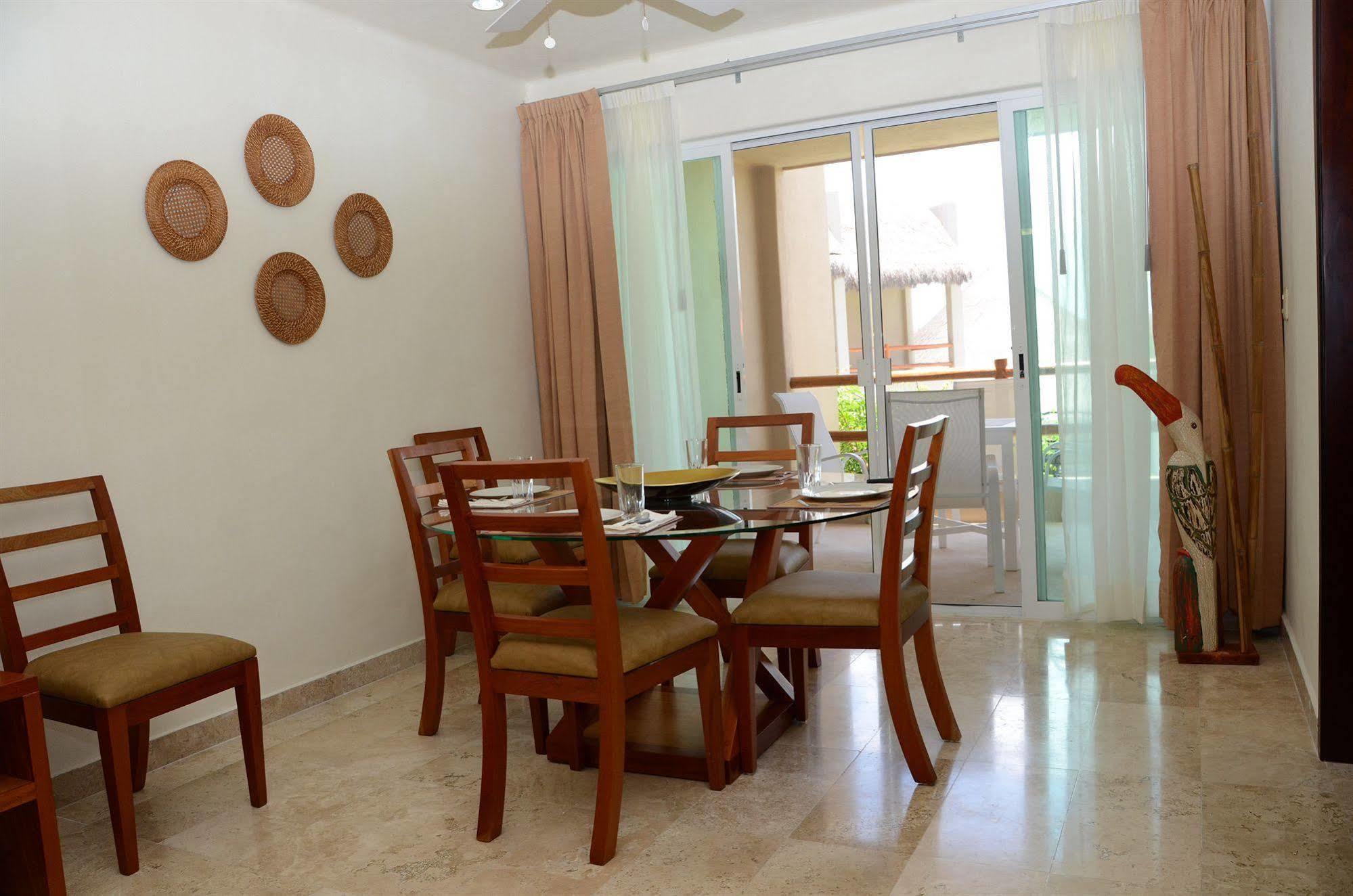 Aparthotel Coral Maya 3*