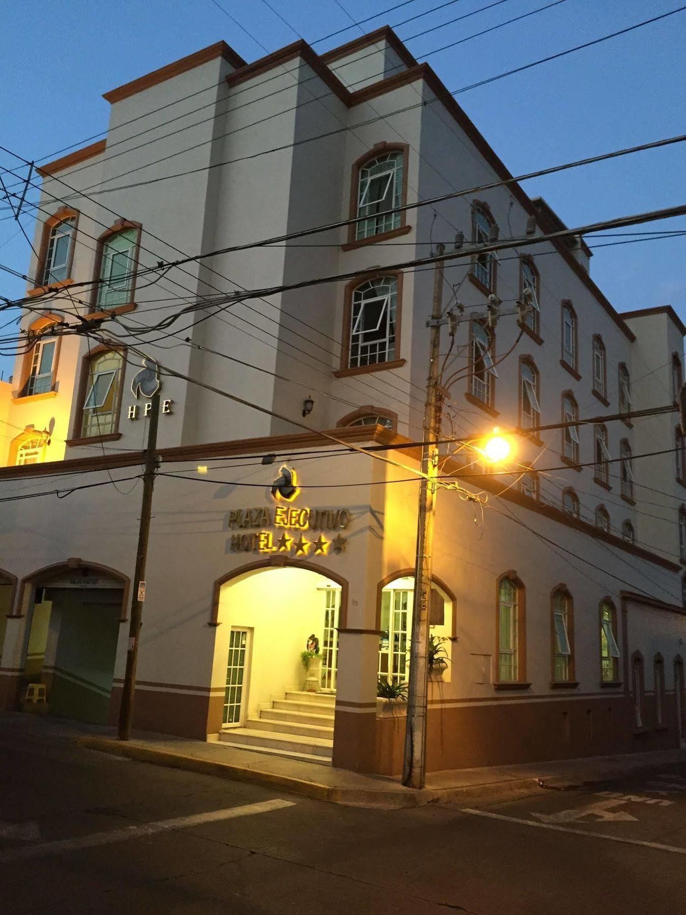 Plaza Ejecutivo Hotel