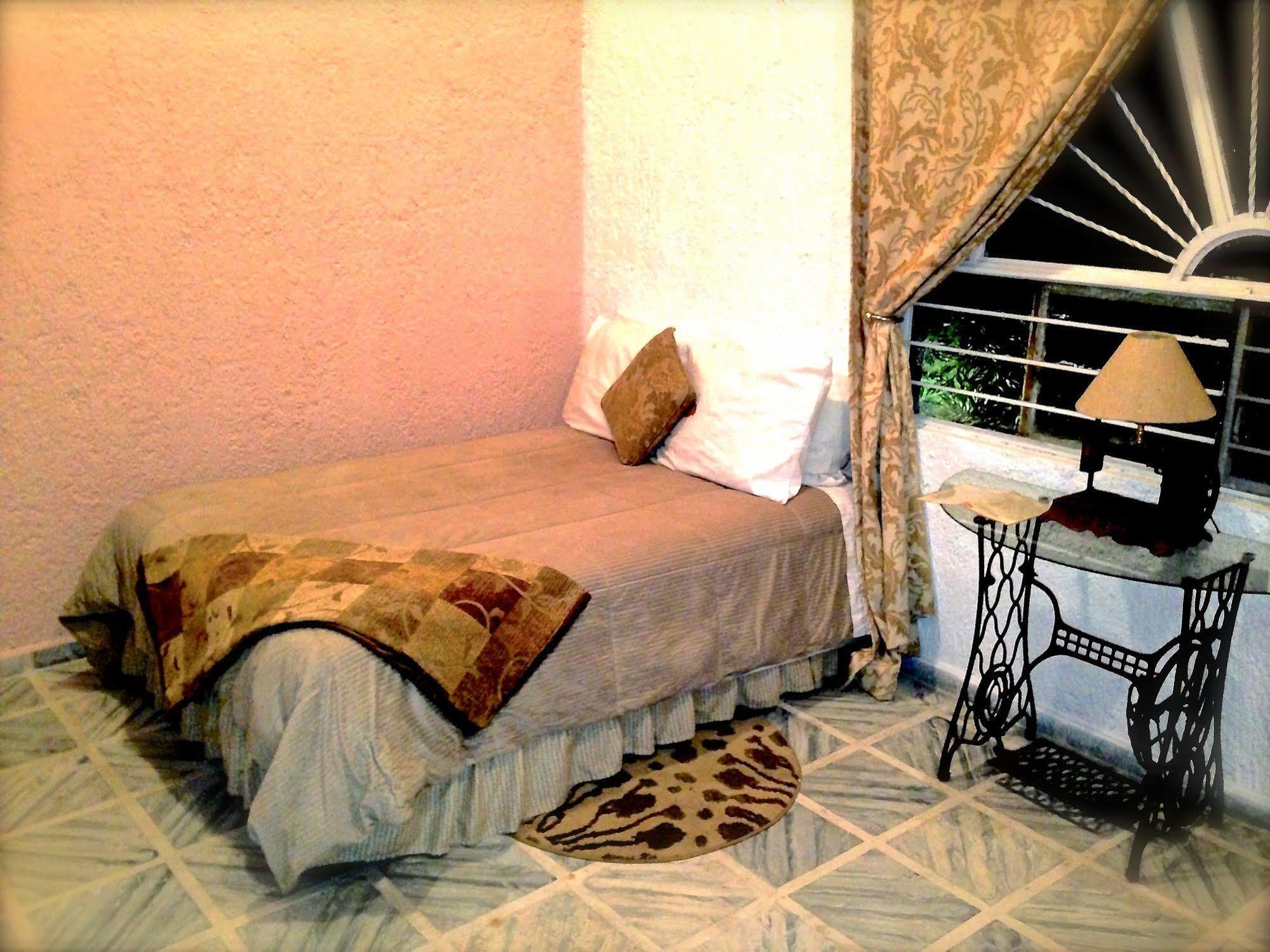 Mi Pueblito 2*