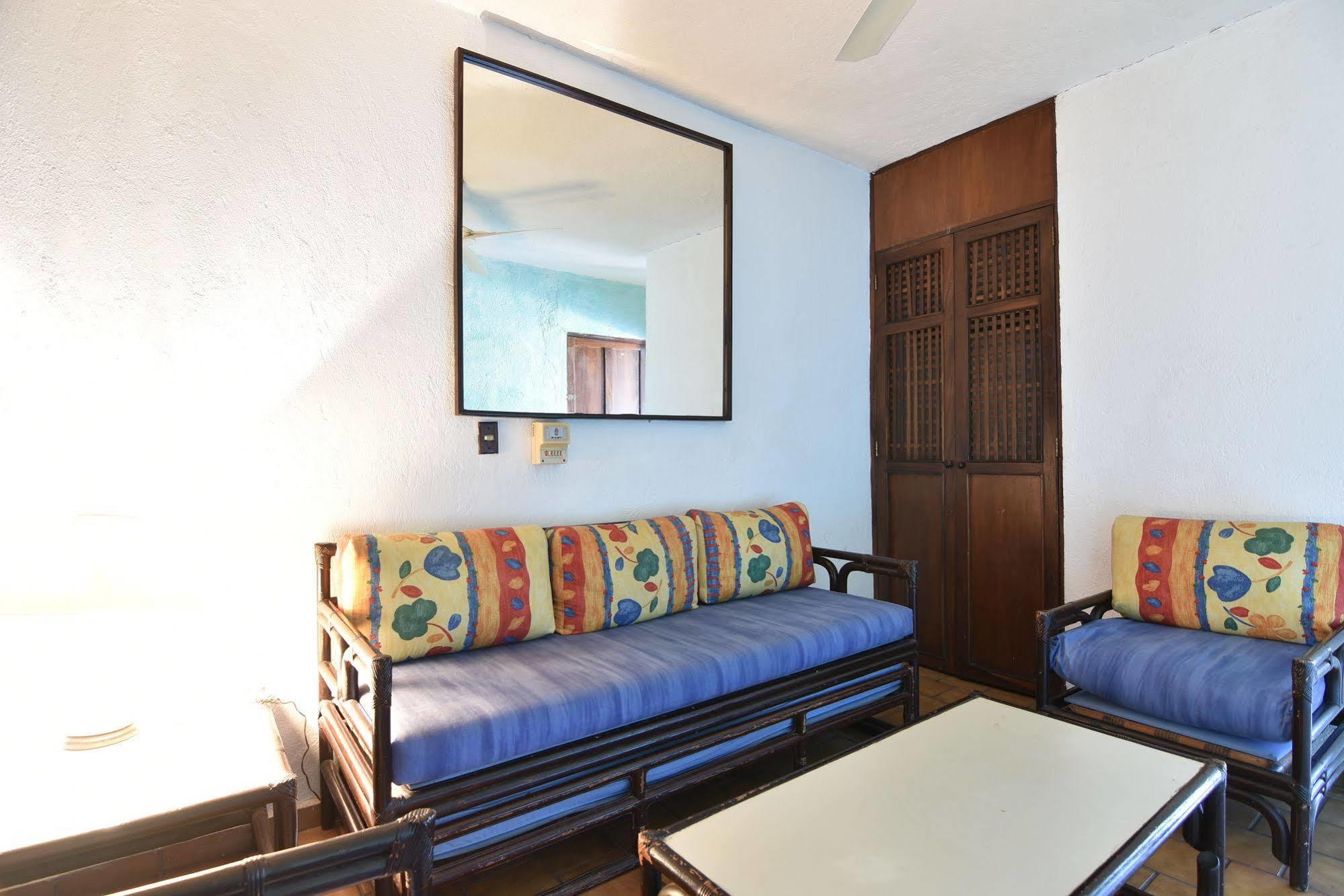 Hotel Del Sol 4*