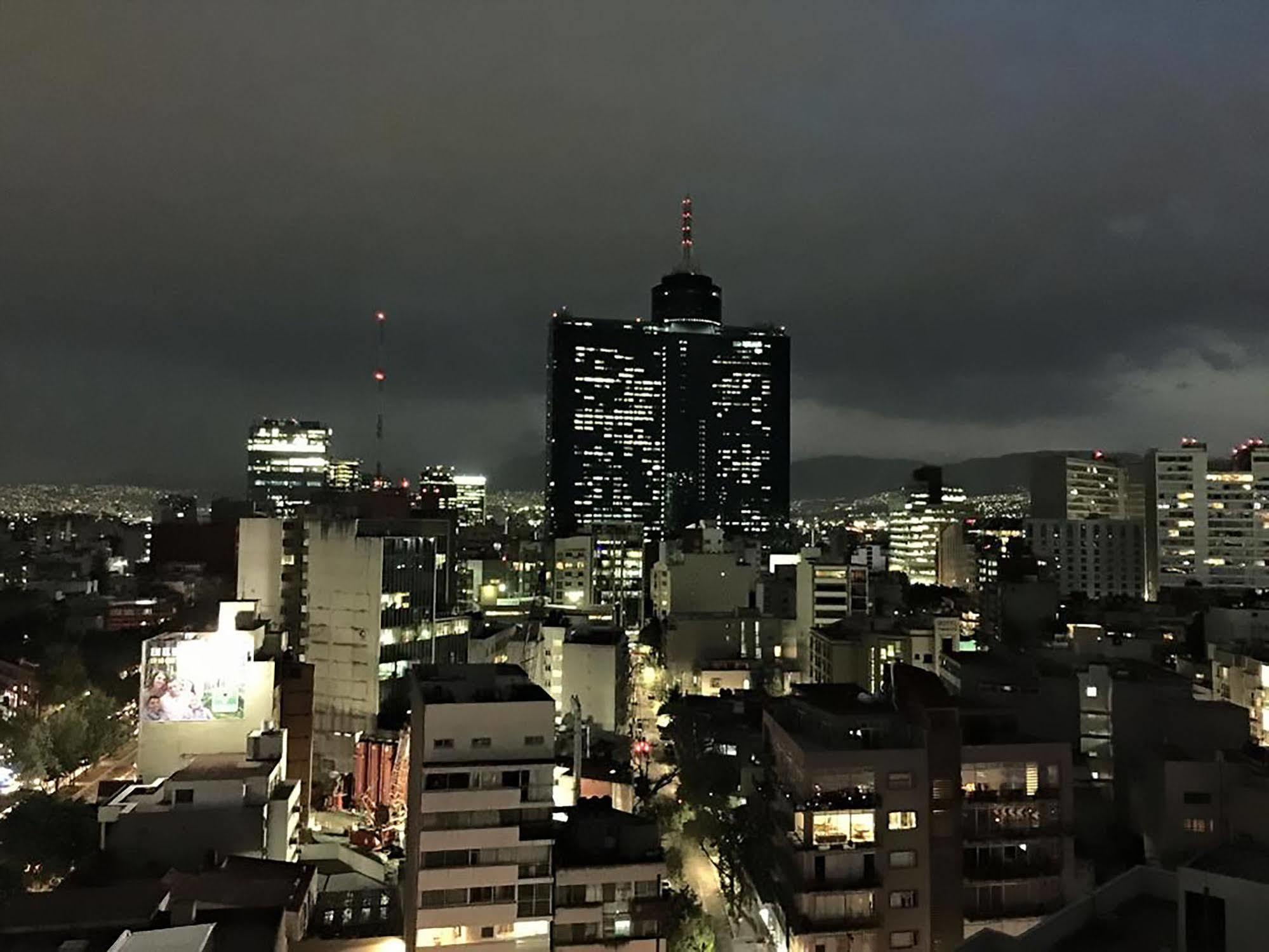 Tryp By Wyndham Wtc Hotel 4*