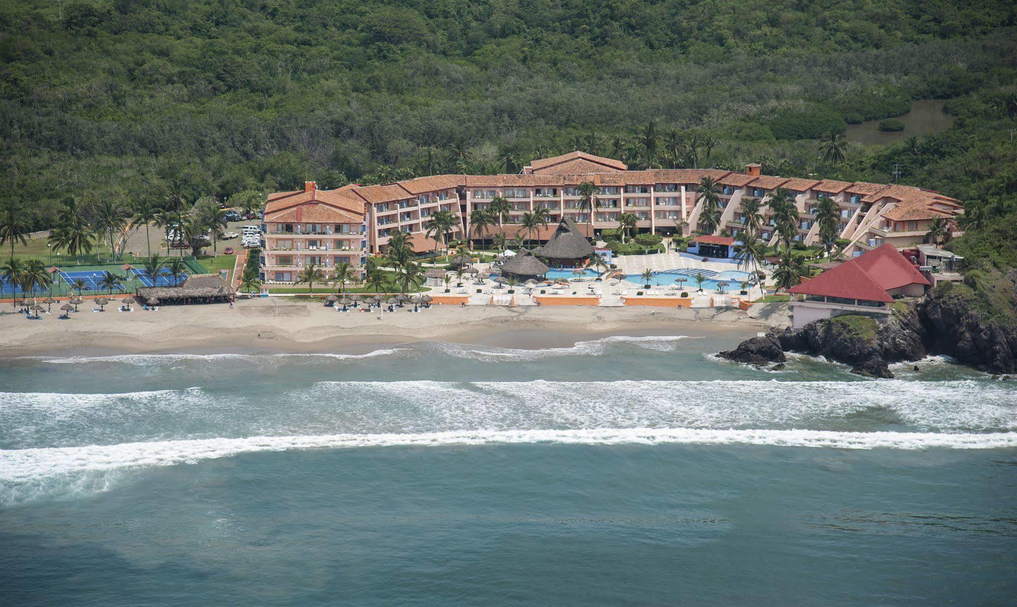 Angeles Locos Resort 4*